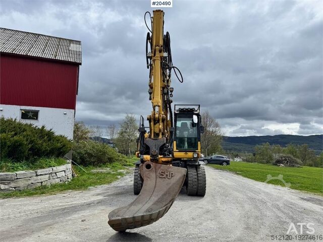 Raupenbagger Komatsu PW160-8 Wheel Excavator w/ GPS, Rototilt and Clean
