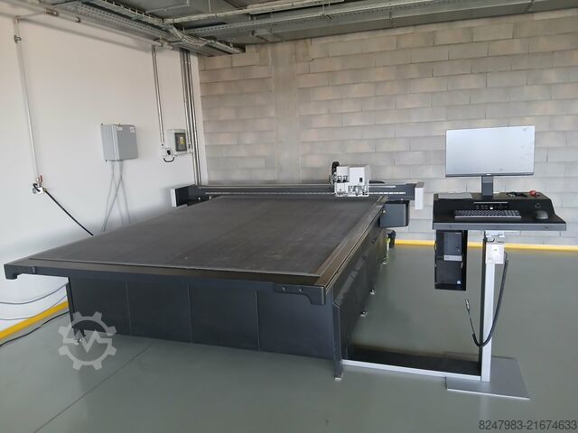 Cutting machine Kongsberg X44