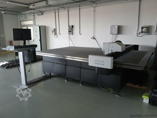 Cutting machine Kongsberg X44