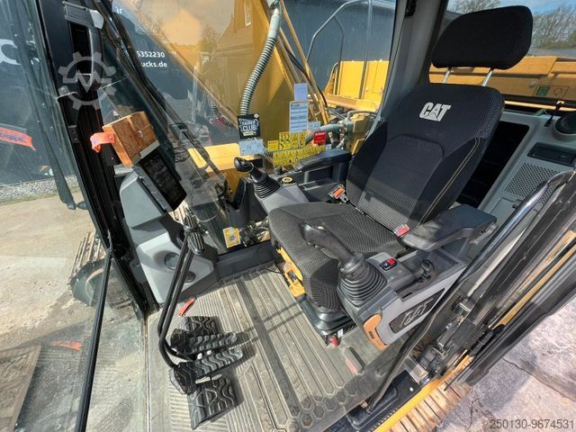 Chain excavator CATERPILLAR 320 mit Tieflöffel & Schwenklöffel,Klimaanlage