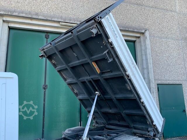 Transporter mit Kipper Ford Transit 350 - Ribaltabile Trilaterale