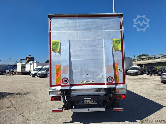 Gesloten bestelwagen met achterklep Iveco DAILY 60C15