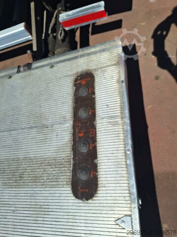 Gesloten bestelwagen met achterklep Iveco DAILY 60C15