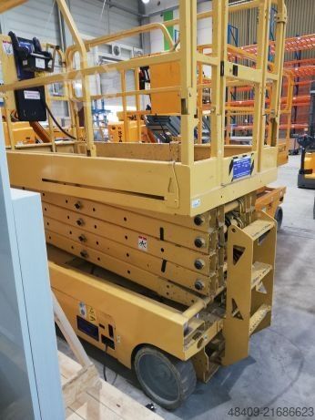 Schaarhoogwerker Haulotte 10-1