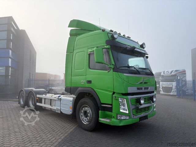 Πλαίσιο με καμπίνα Volvo FM450 6x2 /  Euro 6 / Chassis  / 331.000 KM