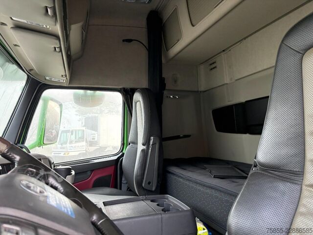 Πλαίσιο με καμπίνα Volvo FM450 6x2 /  Euro 6 / Chassis  / 331.000 KM