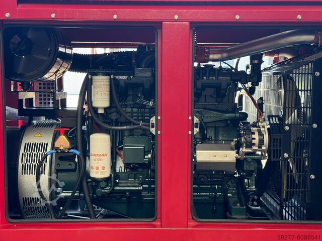 Generátorová souprava Cummins 200 KvA Výkon generátoru 160 KW Albari Power Systems C200SSF