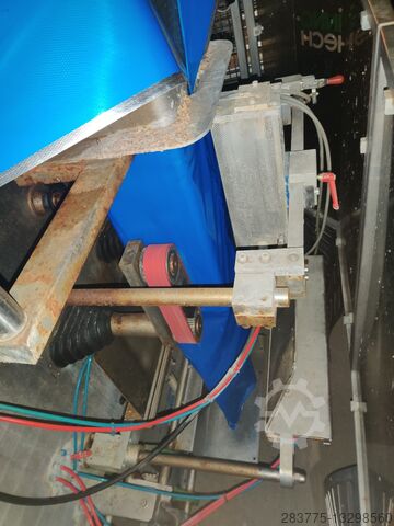 Maschine zum Formen, Füllen und Verschließen von Beuteln Rovema-INNOTECH Revo 6000