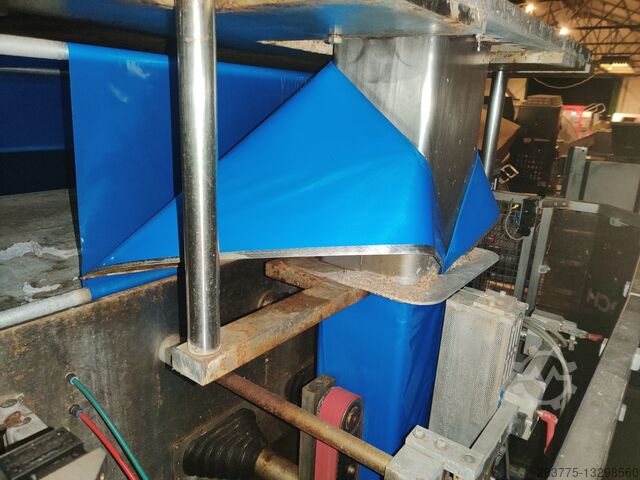 Maschine zum Formen, Füllen und Verschließen von Beuteln Rovema-INNOTECH Revo 6000