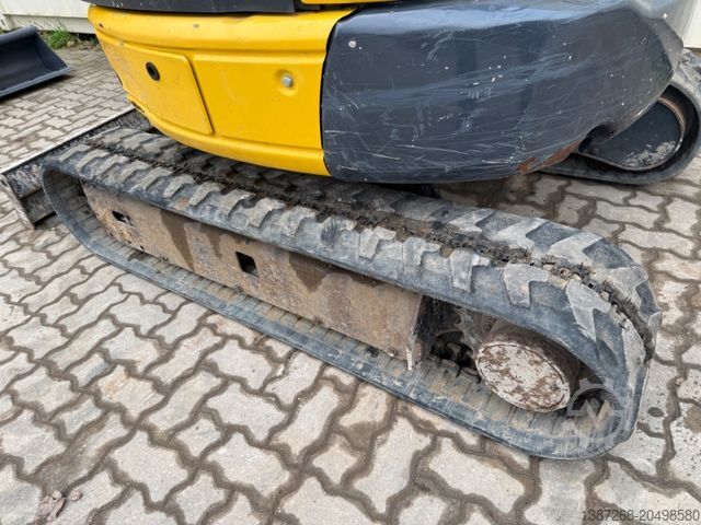 Mini bager KOMATSU PC26MR-3 / 2020 BJ / 2 x Löffel