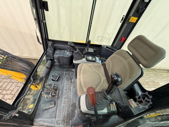 Mini bager KOMATSU PC26MR-3 / 2020 BJ / 2 x Löffel