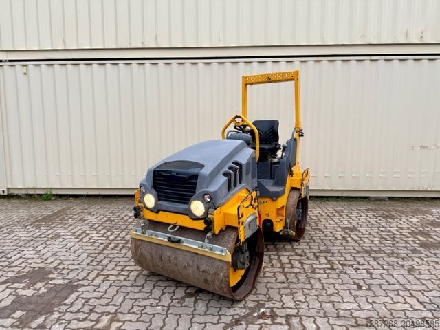 Single drum roller HAMM HD12VV / 2016 BJ / 2.754 H