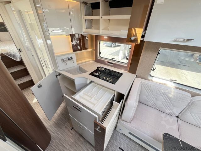 Autorulotă integrată BÜRSTNER Elegance I 910 G MEGA DEAL! 58775,- Euro sparen!