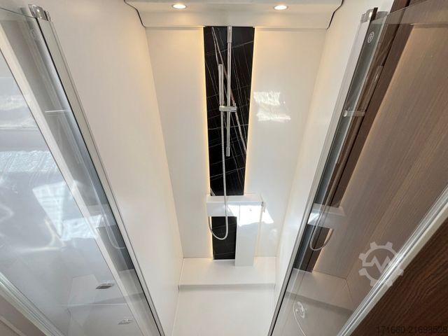 Autorulotă integrată BÜRSTNER Elegance I 910 G MEGA DEAL! 58775,- Euro sparen!