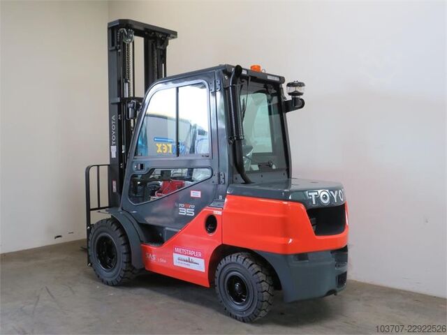  Toyota 52-8FDJF35