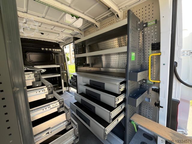 Komercijalno vozilo sa visokim krovom VOLKSWAGEN CRAFTER 2.0 TDI BOTT REGALS. STANDHZG. NAVI PDC