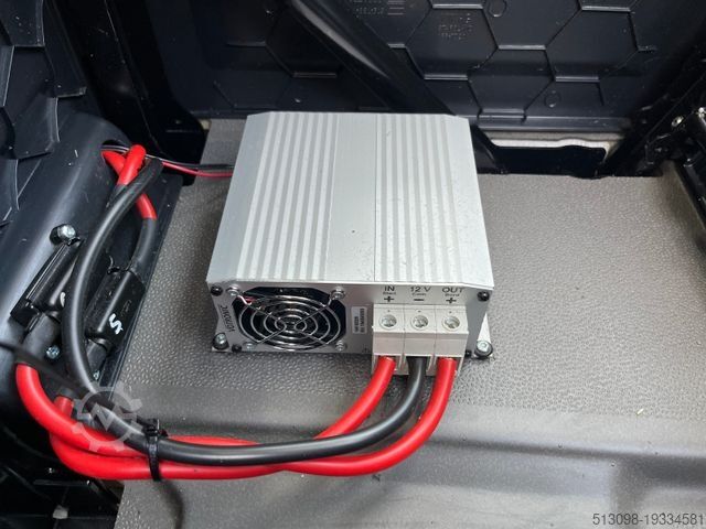 Komercijalno vozilo sa visokim krovom VOLKSWAGEN CRAFTER 2.0 TDI BOTT REGALS. STANDHZG. NAVI PDC