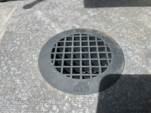 Komercijalno vozilo sa visokim krovom VOLKSWAGEN CRAFTER 2.0 TDI BOTT REGALS. STANDHZG. NAVI PDC