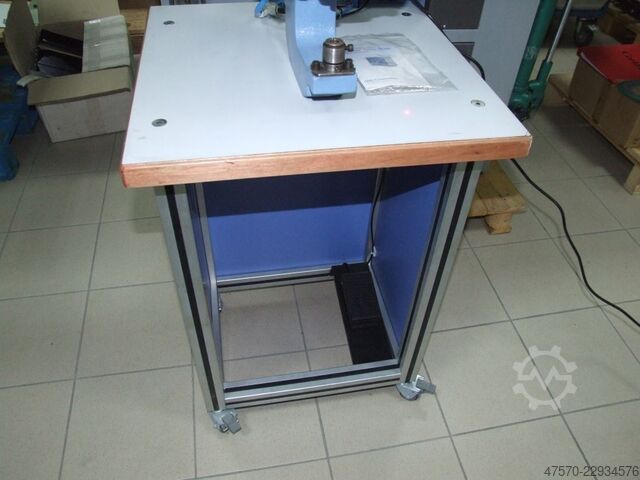 μηχάνημα τοποθέτησης ροδέλας Eyeletting machine for advertising banners
