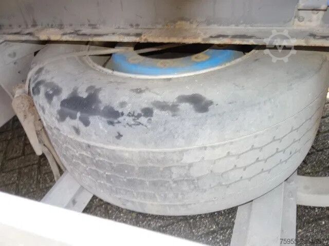 Laadplatform H&W 3asser met rongpotten