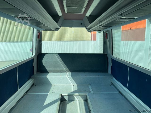 Autobus za međugradski prevoz MERCEDES-BENZ O 404 10 RHD A