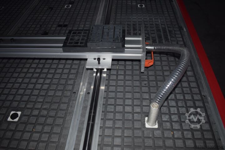 CNC-Fräsmaschinenfläche 1300x2500mm  