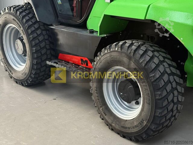 Chariot élévateur tout-terrain Manitou M30-4