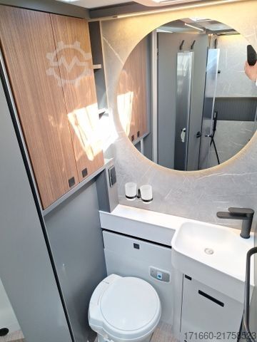 Integrerad husbil HYMER/ERIBA B-Klasse MC I 680