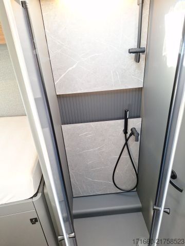 Integrerad husbil HYMER/ERIBA B-Klasse MC I 680