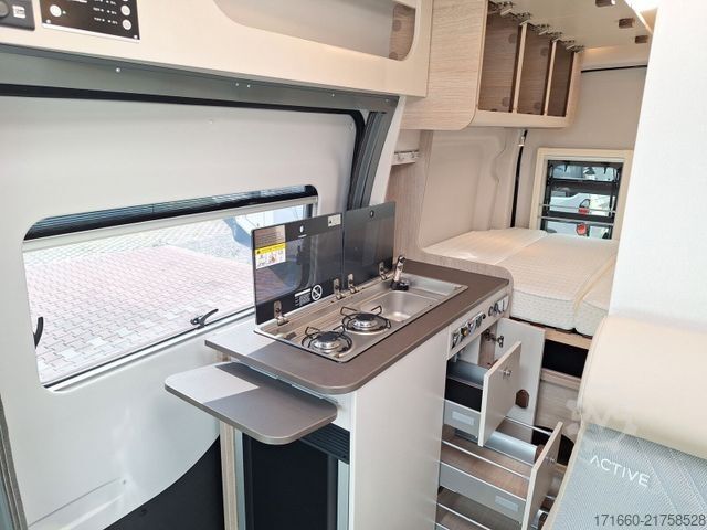 Husbil BÜRSTNER Lineo C 550 Gästebett