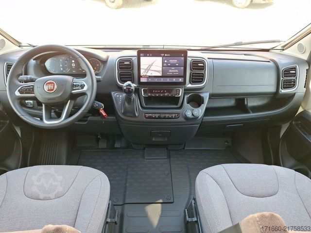 Halvintegrerad husbil BÜRSTNER Lyseo TD 594 AHK/ SAT/ TV