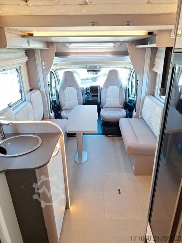 Halvintegrerad husbil BÜRSTNER Lyseo TD 594 AHK/ SAT/ TV