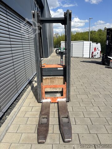 Pallet Stackers Steinbock Boss WP16