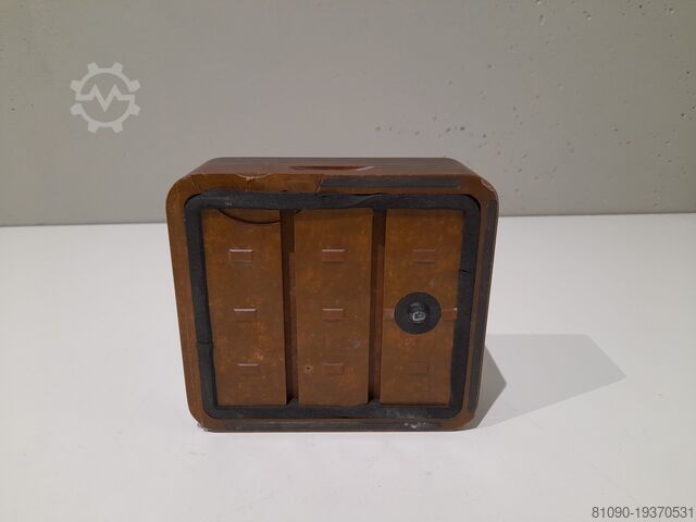 PRZYSSAWKA SAG. 132X146X48 BIESSE 