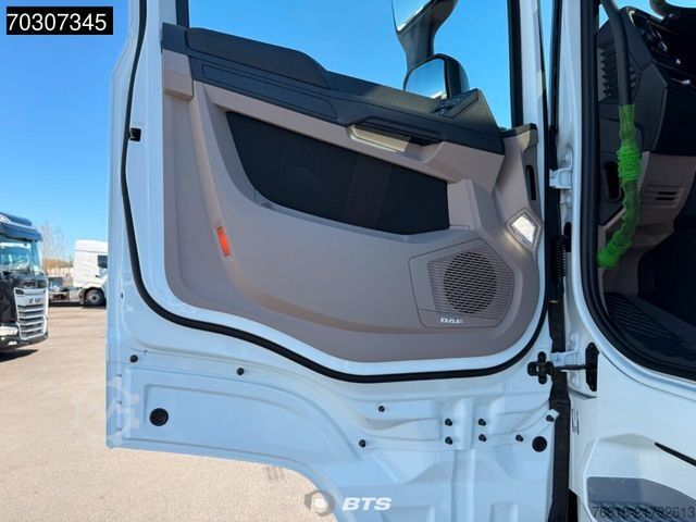 Τυπική μονάδα τράκτορα DAF XG 530 4X2 FT - ZF - Navi - TWIN Luxury Air