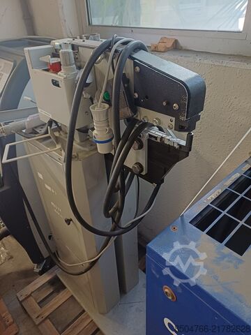 Presa za samozahtapajuće umetke LCM PRIMA