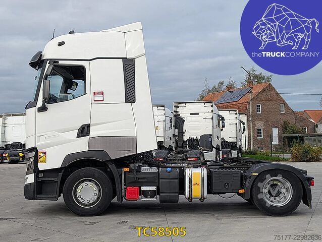  Renault T 520