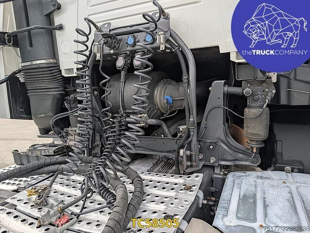  Renault T 520