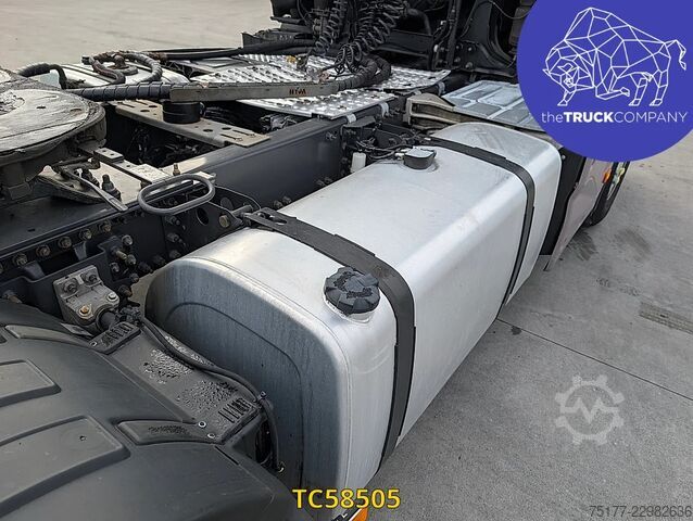  Renault T 520