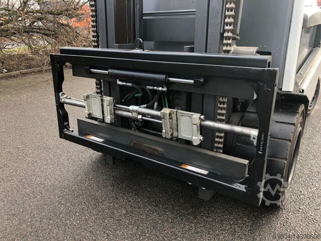 Elektrische vorkheftruck met 4 wielen UniCarriers G1Q2L30Q (QX2-30H)