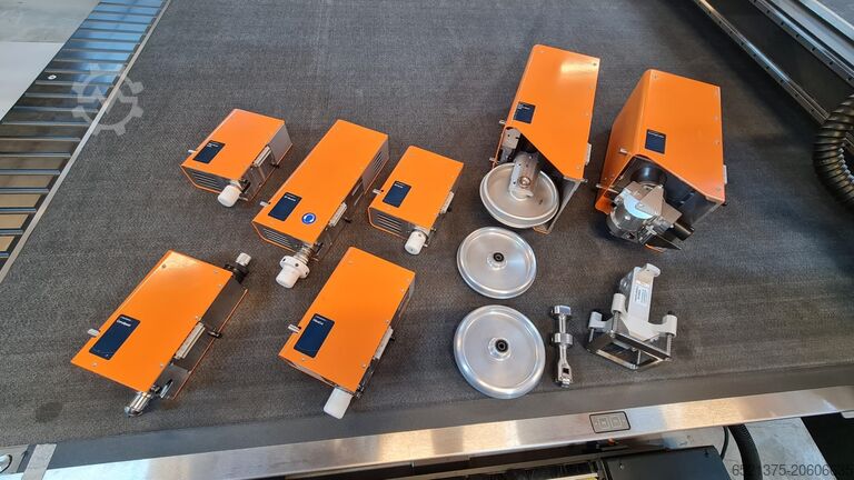 Μηχανή κοπής χαρτιού Kongsberg C64