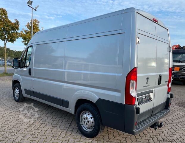 Magas tetős furgon PEUGEOT Boxer 335 KA L2H2/ 96kw/ AC/ RFK/ E-Paket/ AHK