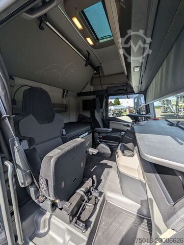 Volume trekker MAN TGX 18.520 LL SA Voll-Ausstattung, Hub-Kupplung