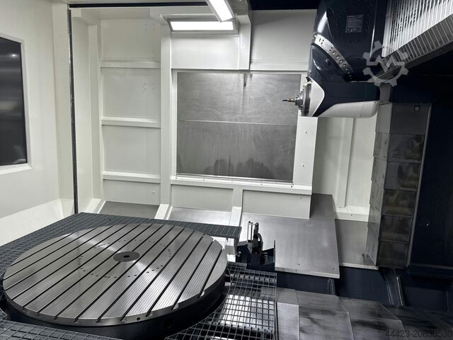 Centro de usinagem de 5 eixos DMG MORI DMU 210 P µ-Precision