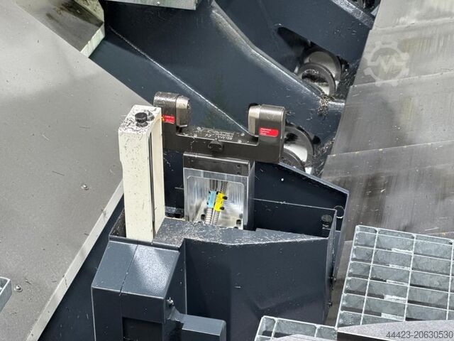 Centro de usinagem de 5 eixos DMG MORI DMU 210 P µ-Precision