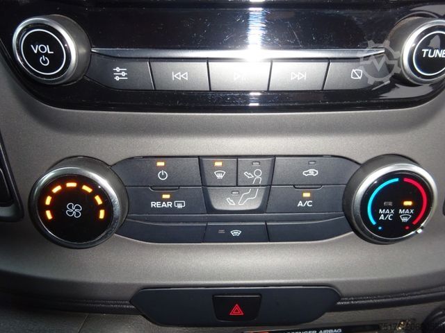 Camper van FORD Nugget 185PS Autm. Markise AHK ACC Navi SHZ