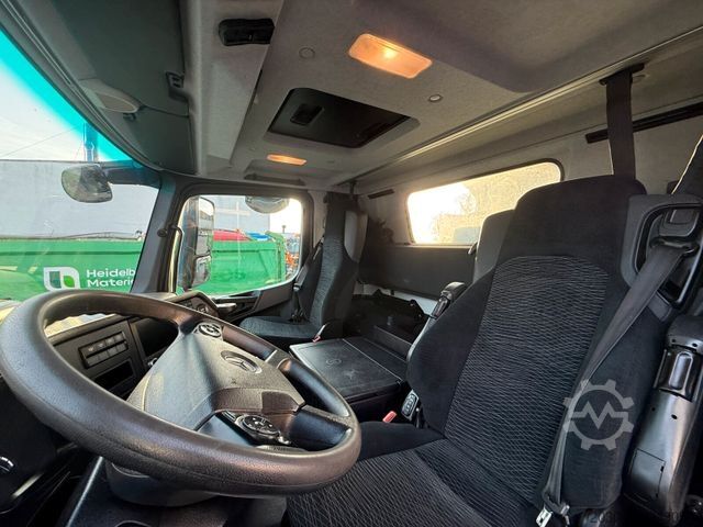 Autopompa per calcestruzzo MERCEDES-BENZ AROCS 3251 8x4 Putzmeister BSF 46-5.16 HLS