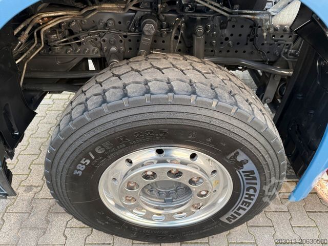 Autopompa per calcestruzzo MERCEDES-BENZ AROCS 3251 8x4 Putzmeister BSF 46-5.16 HLS