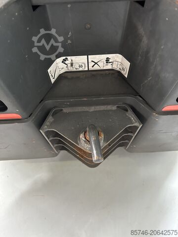 P 80 * DEMO !! ¡¡Batería NUEVA!! LINDE P 80 * DEMO !! NEW battery !!