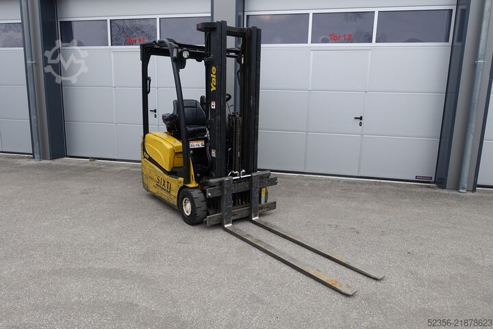 Gaffeltruck Yale ERP13VT SWB 1,5t 4,9m Triplex